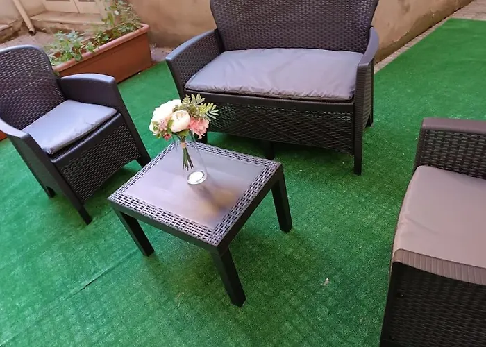 Appartement A Con Giardino
